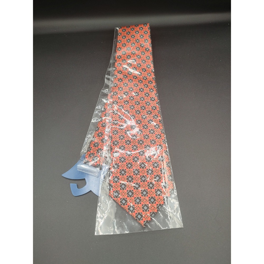 Channiti Thai Silk Necktie Geometric Pattern Men's Fashion Accessory